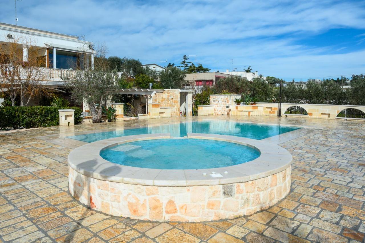 Appartamento Ortensia In Villa Mariella Ostuni Exterior photo